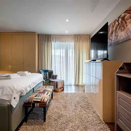 Alia Apartament *